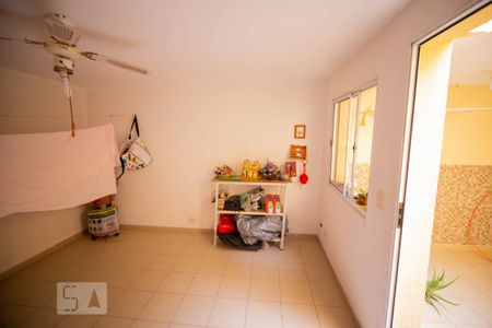 Casa para alugar com 200m², 3 quartos e 2 vagas Casa para alugar com 200m², 3 quartos e 2 vagasLavanderia Quarto