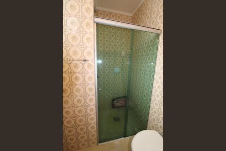 Casa à venda com 280m², 4 quartos e 4 vagasBanheiro 2