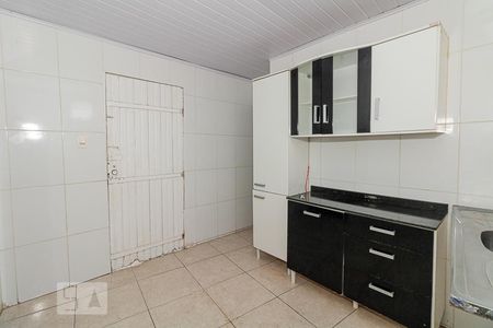 Cozinha de casa para alugar com 1 quarto, 35m² em Vila Gustavo, São Paulo