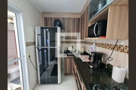 Casa à venda com 44m², 2 quartos e 1 vagaCozinha 