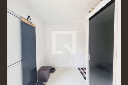 Quarto 1 de casa à venda com 2 quartos, 44m² em Jardim do Papai, Guarulhos