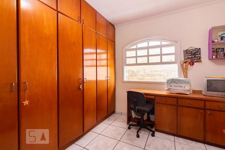 Casa à venda com 161m², 3 quartos e 2 vagasQuarto 2