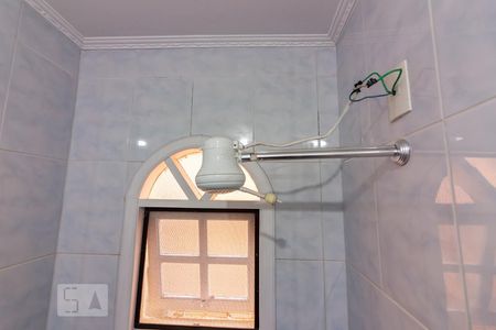 Casa à venda com 161m², 3 quartos e 2 vagasBanheiro