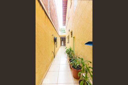 Casa à venda com 161m², 3 quartos e 2 vagasQuintal