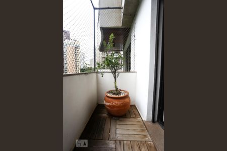 Apartamento à venda com 300m², 4 quartos e 3 vagassuíte 2 sacada