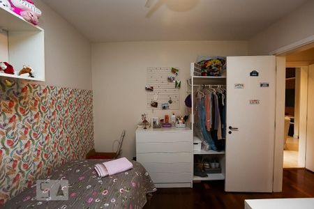 Apartamento à venda com 300m², 4 quartos e 3 vagasQuarto 1