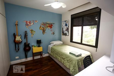 Apartamento à venda com 300m², 4 quartos e 3 vagasQuarto 2