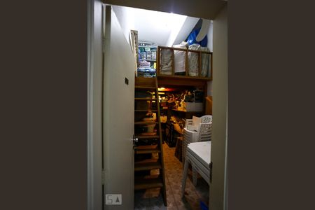 Apartamento à venda com 300m², 4 quartos e 3 vagasdepósito