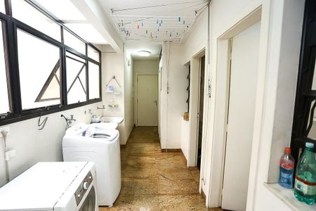 Apartamento à venda com 300m², 4 quartos e 3 vagasÁrea de Serviço