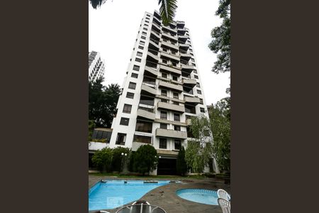 Apartamento à venda com 300m², 4 quartos e 3 vagasFachada