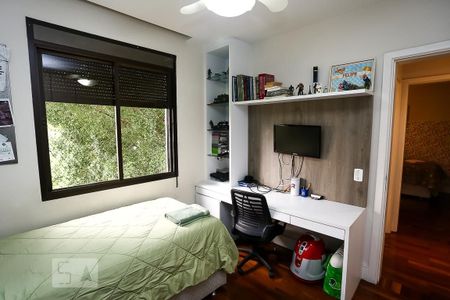 Apartamento à venda com 300m², 4 quartos e 3 vagasQuarto 2