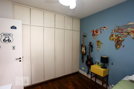 Apartamento à venda com 300m², 4 quartos e 3 vagasQuarto 2