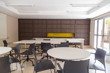 Apartamento para alugar com 70m², 2 quartos e 2 vagasSala de Reunião