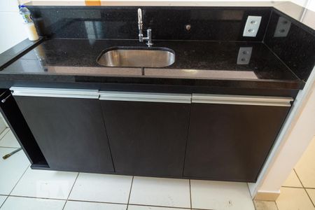 Apartamento para alugar com 70m², 2 quartos e 2 vagasArmário da Cozinha