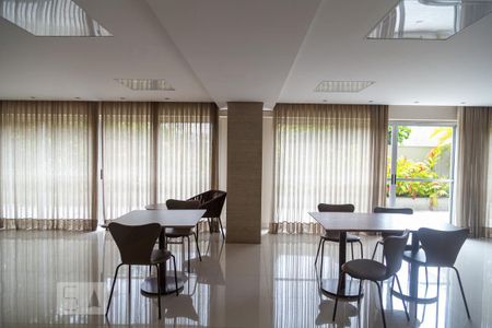 Apartamento para alugar com 70m², 2 quartos e 2 vagasSalão de Festas