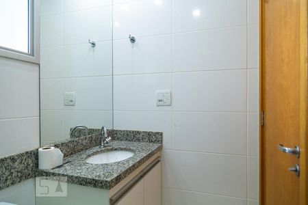 Apartamento para alugar com 70m², 2 quartos e 2 vagasBanheiro Social