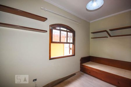 Casa à venda com 212m², 3 quartos e 2 vagasQuarto 2