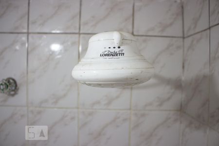 Casa para alugar com 40m², 1 quarto e sem vaga Casa para alugar com 40m², 1 quarto e sem vagaChuveiro