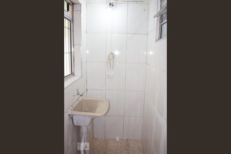 Casa para alugar com 40m², 1 quarto e sem vaga Casa para alugar com 40m², 1 quarto e sem vagalavanderia
