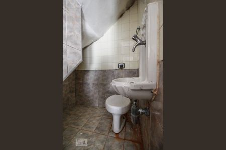 Casa à venda com 280m², 3 quartos e 4 vagas Casa à venda com 280m², 3 quartos e 4 vagasBanheiro de serviço 2