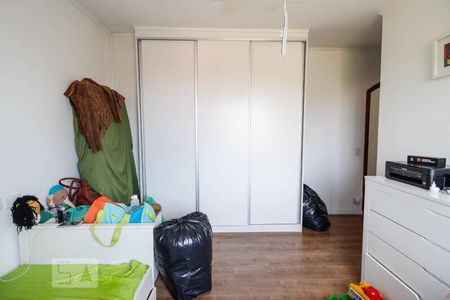 Casa à venda com 280m², 3 quartos e 4 vagas Casa à venda com 280m², 3 quartos e 4 vagasQuarto 2