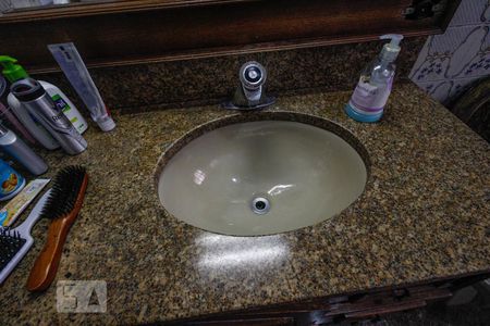 Casa à venda com 280m², 3 quartos e 4 vagas Casa à venda com 280m², 3 quartos e 4 vagasSuíte 3