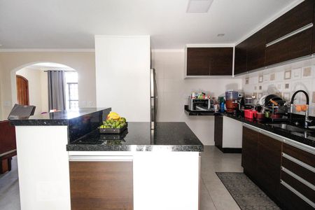 Casa à venda com 280m², 3 quartos e 4 vagas Casa à venda com 280m², 3 quartos e 4 vagasCozinha