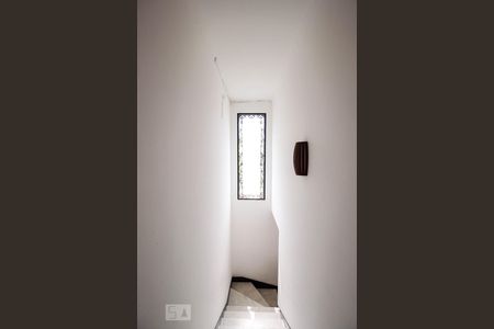 Casa à venda com 280m², 3 quartos e 4 vagas Casa à venda com 280m², 3 quartos e 4 vagasDetalhe