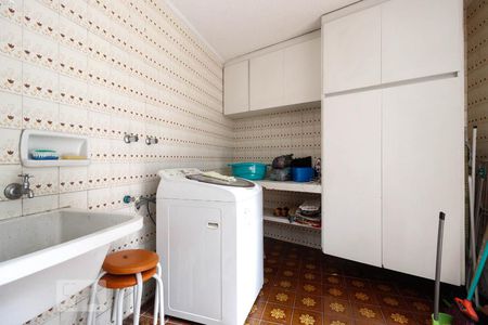 Casa à venda com 280m², 3 quartos e 4 vagas Casa à venda com 280m², 3 quartos e 4 vagasÁrea de serviço