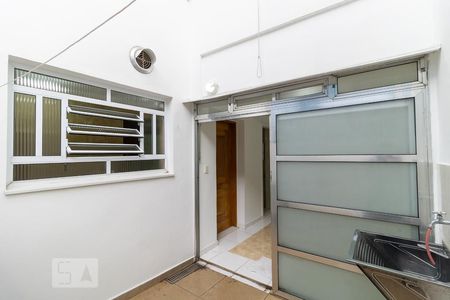 Casa à venda com 115m², 3 quartos e 1 vaga Casa à venda com 115m², 3 quartos e 1 vagaQuintal