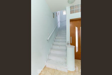 Escada de casa à venda com 3 quartos, 115m² em Vila Dom Pedro I, São Paulo