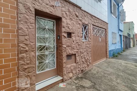 Casa à venda com 115m², 3 quartos e 1 vaga Casa à venda com 115m², 3 quartos e 1 vagaFachada