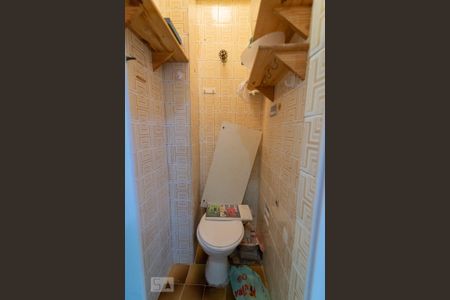 Apartamento para alugar com 80m², 2 quartos e sem vagaBanheiro de Serviço