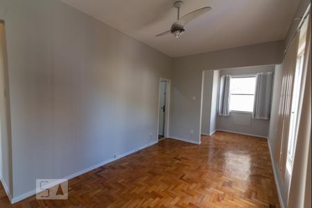 Sala de apartamento para alugar com 2 quartos, 80m² em Tijuca, Rio de Janeiro