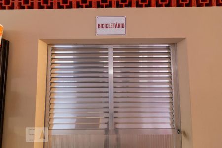 Apartamento para alugar com 80m², 2 quartos e sem vagaÁrea comum - Bicicletário