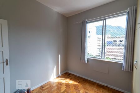 Apartamento para alugar com 80m², 2 quartos e sem vagaQuarto 2