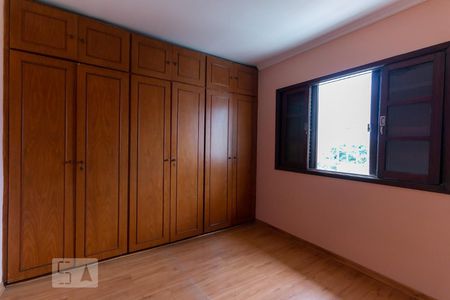 Casa à venda com 180m², 3 quartos e 2 vagasQuarto 3