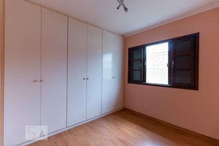 Quarto 2 de casa à venda com 3 quartos, 180m² em Jabaquara, São Paulo