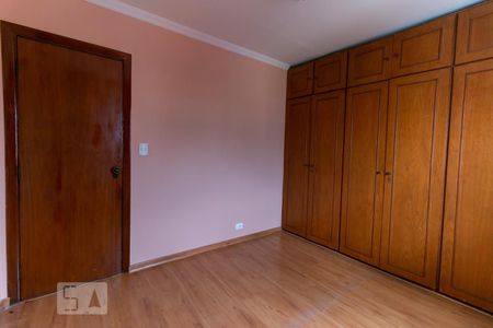 Casa à venda com 180m², 3 quartos e 2 vagasQuarto 3