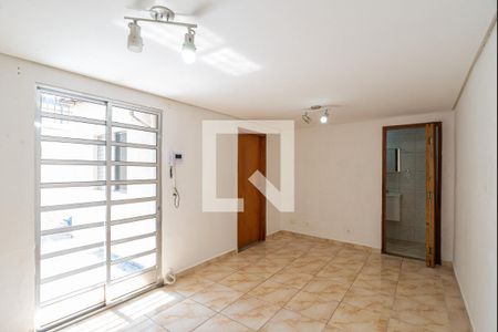 Casa para alugar com 135m², 2 quartos e sem vaga Casa para alugar com 135m², 2 quartos e sem vagaSala