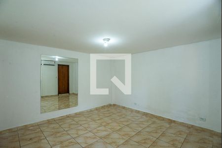 Casa para alugar com 135m², 2 quartos e sem vaga Casa para alugar com 135m², 2 quartos e sem vagaQuarto Suíte