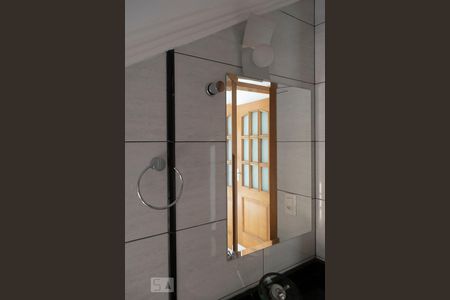 lavabo de casa para alugar com 3 quartos, 210m² em Jardim Primavera (zona Norte), São Paulo