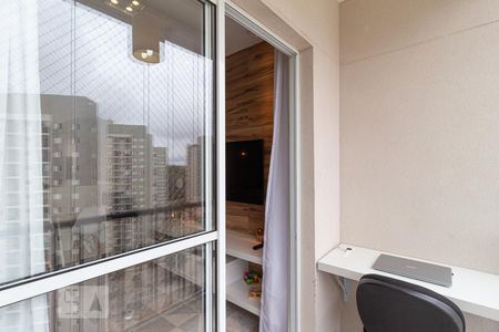 Sacada de apartamento para alugar com 2 quartos, 52m² em Umuarama, Osasco