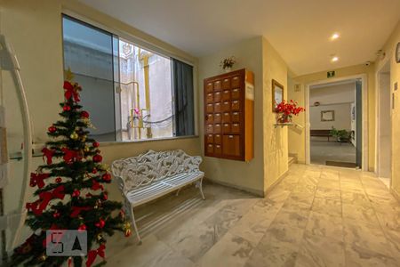 Apartamento à venda com 78m², 2 quartos e 1 vagaPortaria