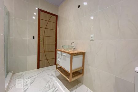 Apartamento à venda com 78m², 2 quartos e 1 vaga Apartamento à venda com 78m², 2 quartos e 1 vagaBanheiro