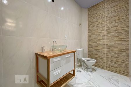 Apartamento à venda com 78m², 2 quartos e 1 vaga Apartamento à venda com 78m², 2 quartos e 1 vagaBanheiro