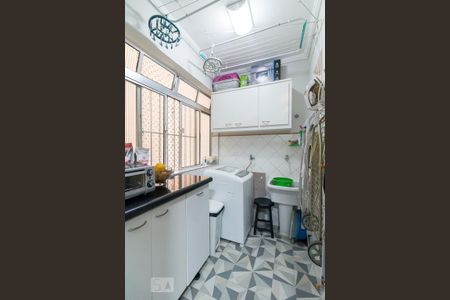 Apartamento à venda com 76m², 3 quartos e 1 vagaÁrea de serviço