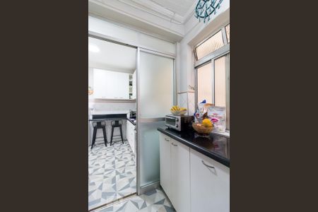 Apartamento à venda com 76m², 3 quartos e 1 vagaÁrea de serviço