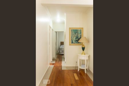 Sala de apartamento para alugar com 3 quartos, 75m² em Parque Residencial Julia, São Paulo