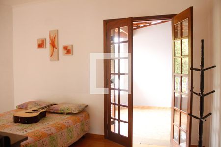 Casa à venda com 167m², 3 quartos e 3 vagas Casa à venda com 167m², 3 quartos e 3 vagasQuarto 3